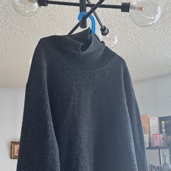 Men's Charcoal Turtle neck sweater - Picture 2 of 4